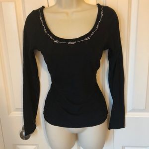 EUC express T-shirt embellished scoop neck small